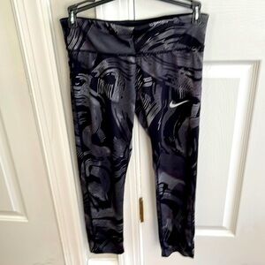 Nike Dri-Fit womens leggings. Small